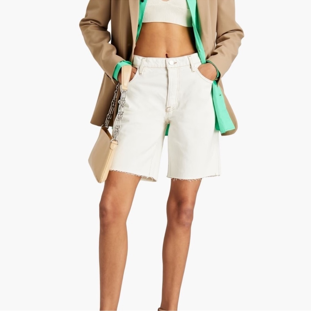 NWT FRAME Le Slouch Bermuda Raw Hem Denim Shorts in Rumpled Blanc Grind Sz 31